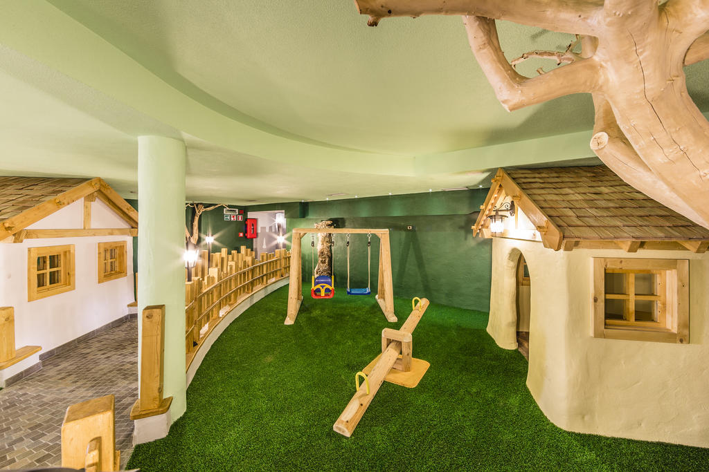 Hotel Schneeberg Family Spa Resort Ridanna Exterior foto